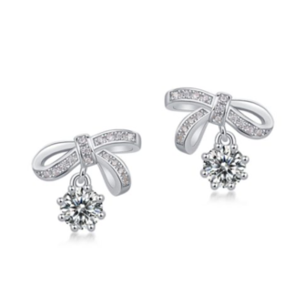 Brincos vintage em prata 925 com laço cravejado de pedras e moissanite pendente. Com certificado GRA.