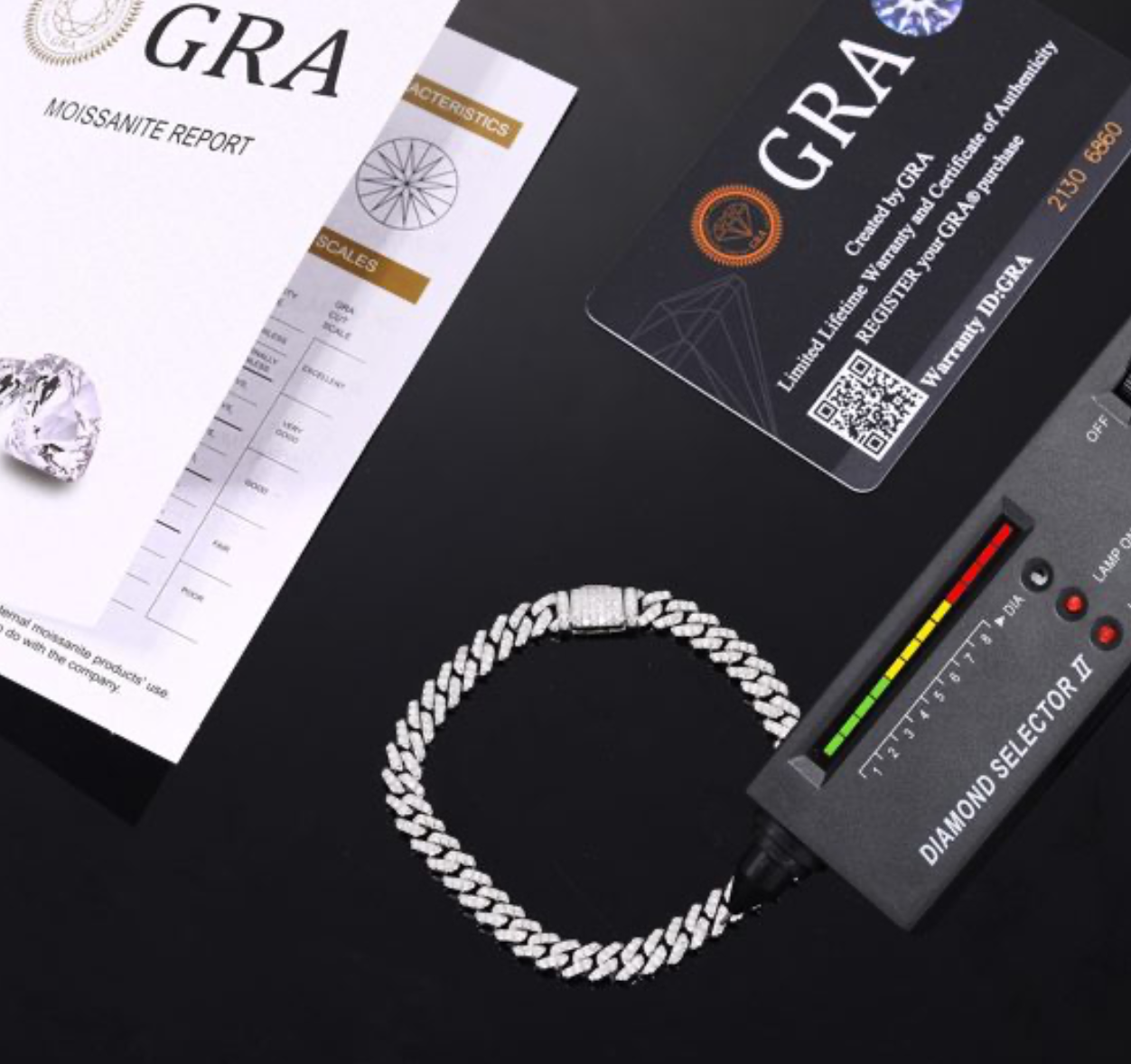Pulseira Cuban Link unissexo em prata 925 cravejada com moissanite, 8mm de largura. Certificado GRA incluido.